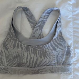 Lululemon sports bra